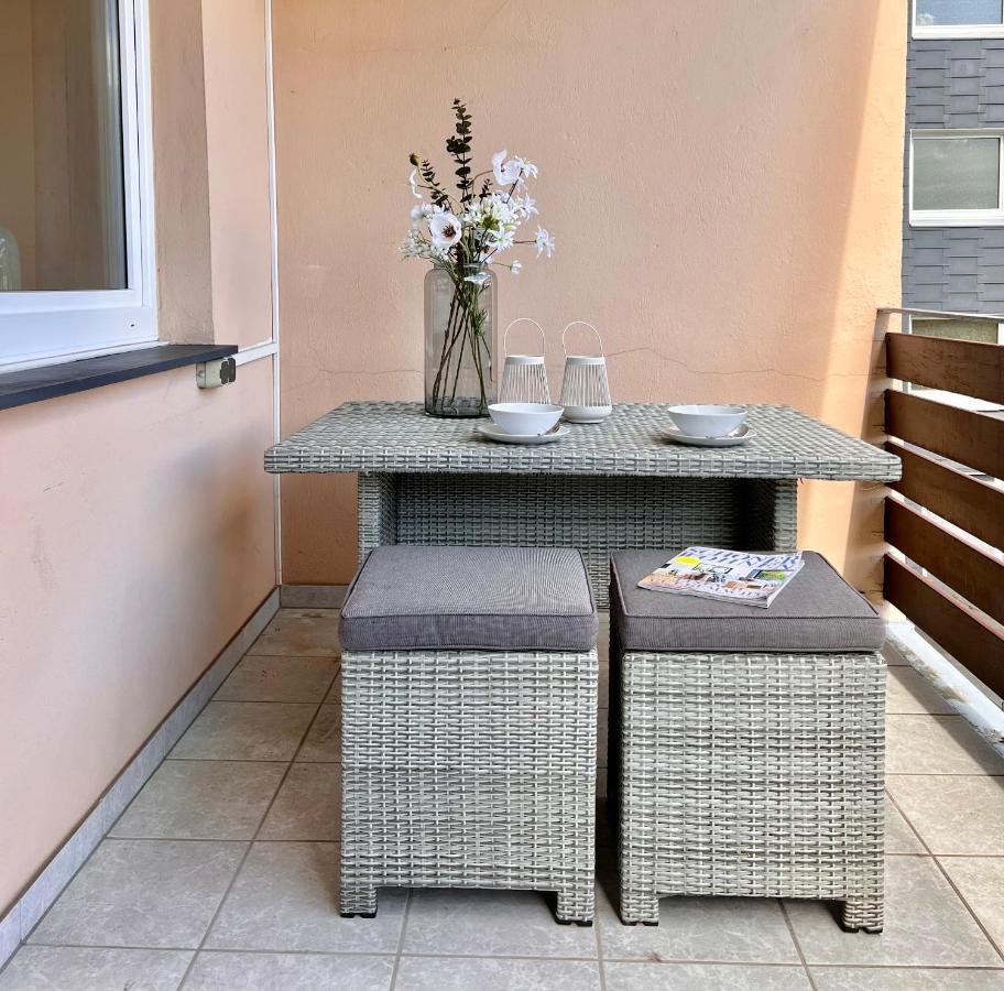 Sabe Apartment: Balcony + Free Parking + Netflix Wuppertal Eksteriør billede